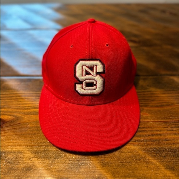 adidas Other - Nc State Wolfpack fitted red Hat